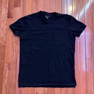 ESNTLS Black T-shirt